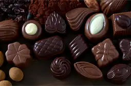 شکلات های غیر معمول از سراسر جهان | از پیتزا شکلاتی تا شکلات بیکن