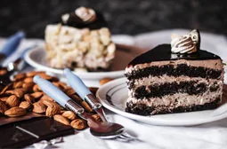 9 دلیل برای اینکه مصرف کیک برای شما خوب است