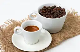 اسپرسو چیست؟ | تاریخچه و انواع اسپرسو 