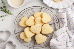 طرز-تهیه-نان-شیرینی-لیمویی