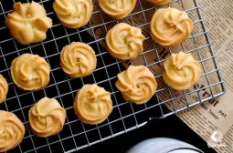 طرز-تهیه-دو-نوع-شیرینی-کره-ای-خوشمزه