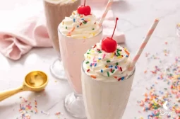 طرز-تهیه-میلک-شیک-خامه-ای