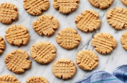 طرز-تهیه-شیرینی-کره-بادام-زمینی