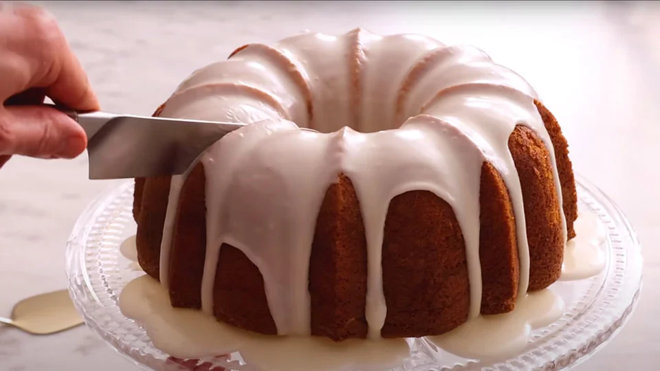 طرز تهیه کیک وانیلی آسان